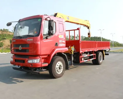 Dongfeng 13.5 Meter Boom Truck Mounted Crane