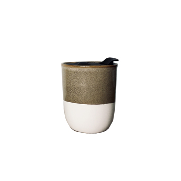 Modernes Design 7oz Keramik -Reisebecher mit Plastikdeckel und Open/Close Switch