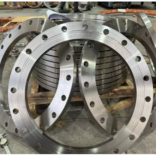 Anneau rond en acier allié forgé avec précision OEM forgé