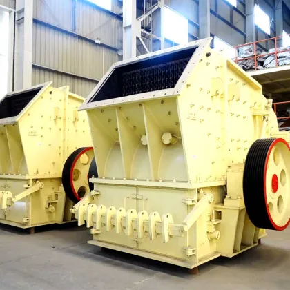 Multi-Function Box Hammer Crusher Machine with Diesel Engine, Rubble Master Crusher, Gearbox, and Unique Stone Chip Shape Design