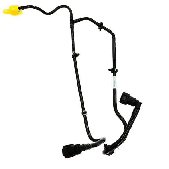 ISF 3.8 Diesel engine parts Fuel Return Pipe 4990798