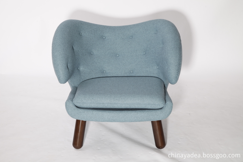 Finn Juhl Pelican Chair