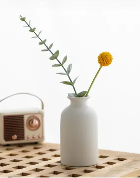 High-Quality Ceramic Flower Vase - Brown Yellow Custom Design Ornament