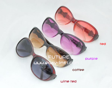 Rhinestones Fashion Sunglasses with Asoorted Colors