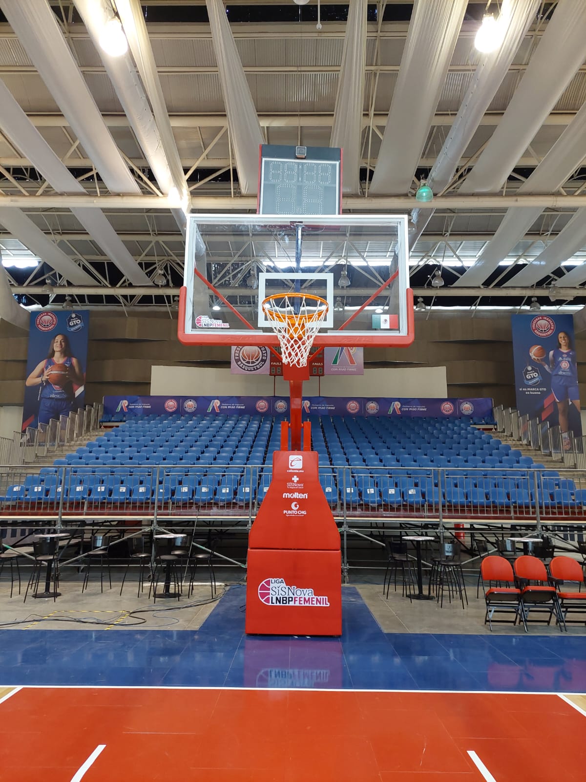 FIBA manual hydraulic Basketball hoop Stand
