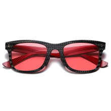 China Retro Polarized Shades Carbon Fibre Sunglasses Supplier