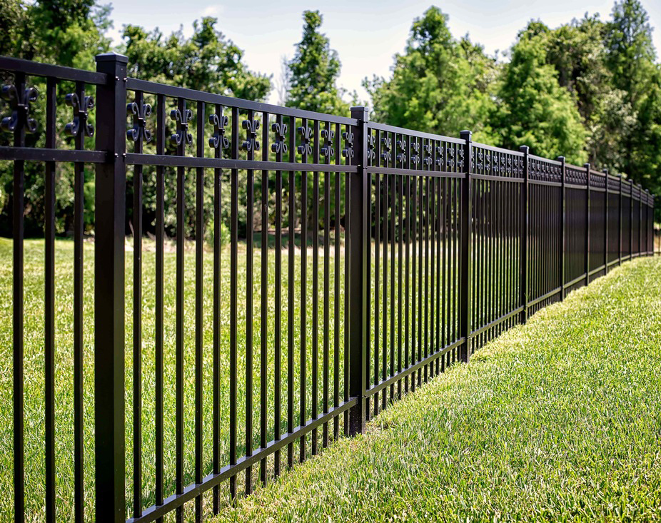 Aluminum fence