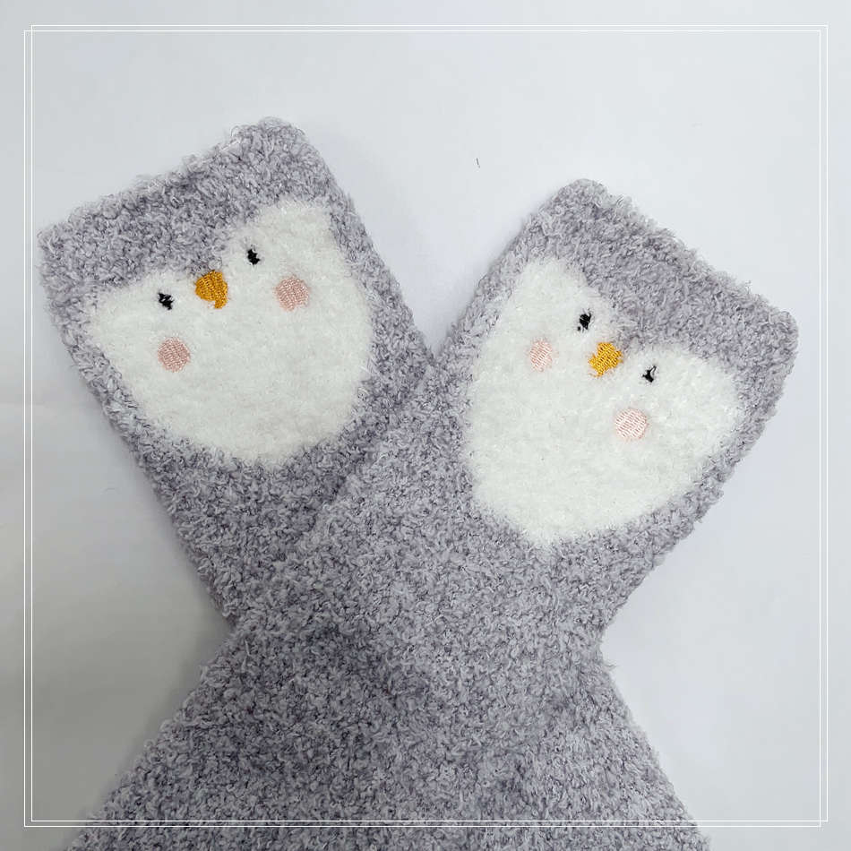 Cute penguin microfiber women socks 2023