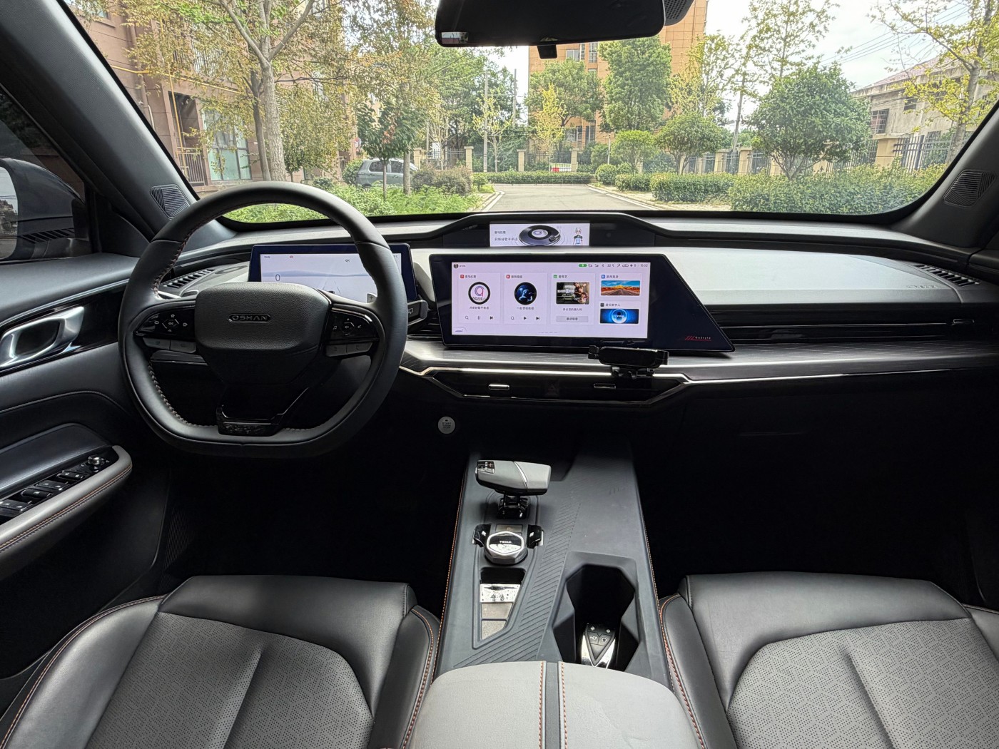 Changan Oshan Z6 2023 iDD Smart Parking Edition