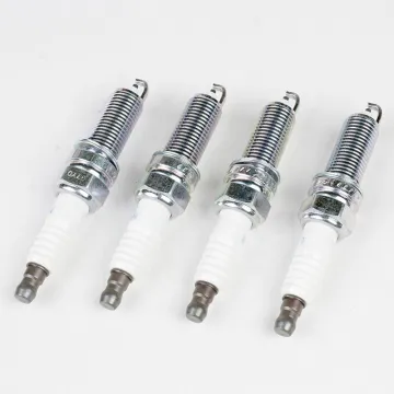 Auto Spark Plug 18846-10060 LZKR6B-10E for Hyundai Elantra, i30/Kia Soul