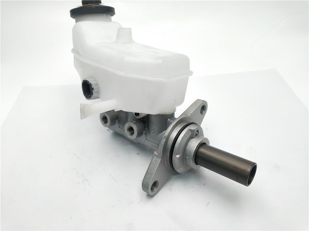 Brake master cylinder for TOYOTA PREMIO 1.5 07-12