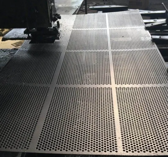 Decorative Pattern Perforated Stainless Steel and Aluminium Sheets