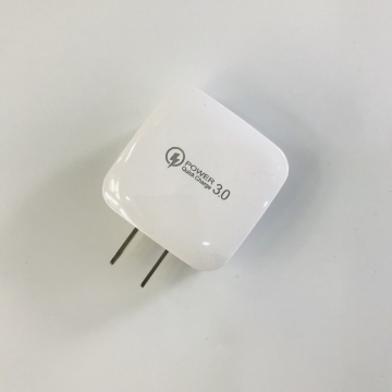 LZ-008 QC3.0 Fast Charging Travel Charger for iPhone and Android