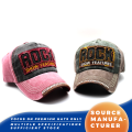 Pertunjukan Rock Menampilkan Topi Bisbol Berpohon yang Dicuci