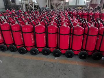 Tipo de soldagem de extintores de carrinho de pó de 25 kg