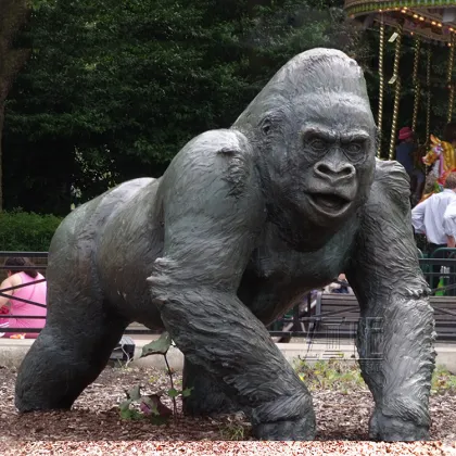 Outdoor Decoration Bronze Gorilla Sculpture