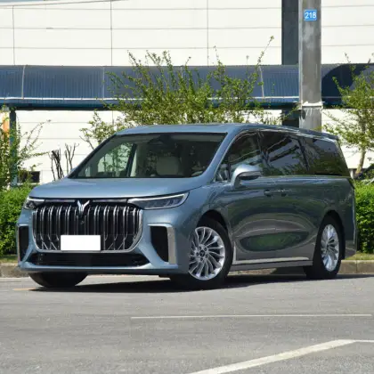 2024 Voyah Dreamer 7-Seater Luxury EV MPV - DongFeng Voyah 4WD Electric Car for Family or Business