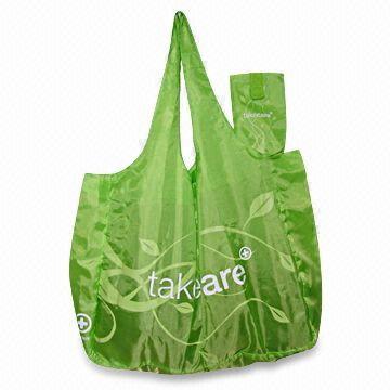 190AC Green Shopping Bag with One Small Pocket, Measures 39 x 11 x 51cm