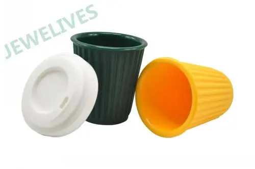 Silicone &amp; Rubber Milk Mug With Cover 