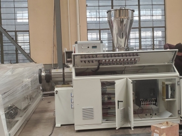 自動PVCプラスチックパイプ製造機
