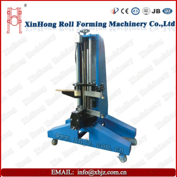 Standing curved machine