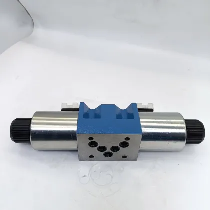 Eaton DG4V-3-6C-M-U7-H-100 Solenoid Directional Valve