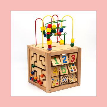 Spielzeug Babyholz, hölzerne Spielzeugwerkzeuge, hölzerne Spielzeugblöcke