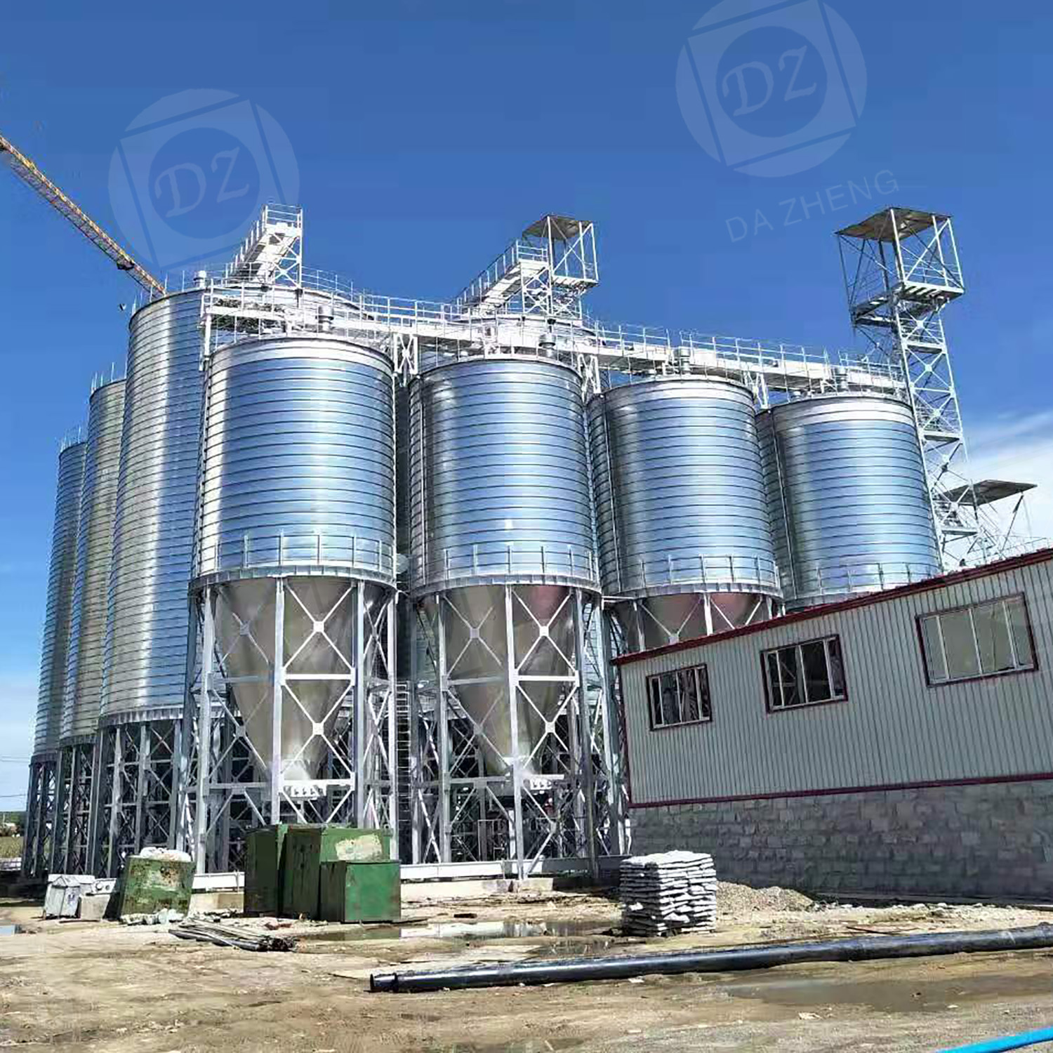 Galvanized steel plate silo for pharmaceuticals