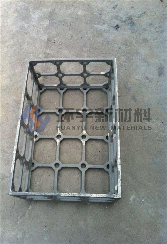 Кошаре за наплату од ливене 600 мм × 400 мм × 300 мм