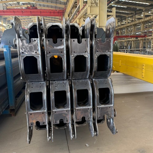 เครนติดรถบรรทุกพร้อมแขนค้ำ 4 ส่วน