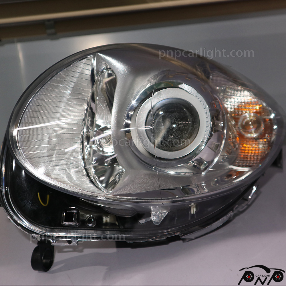 Mercedes R350 Headlights