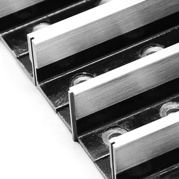 อะไหล่ขายลิฟต์ขายร้อน: ไกด์เมทัล RAIL T TYPE TYPE TYPE TYPE