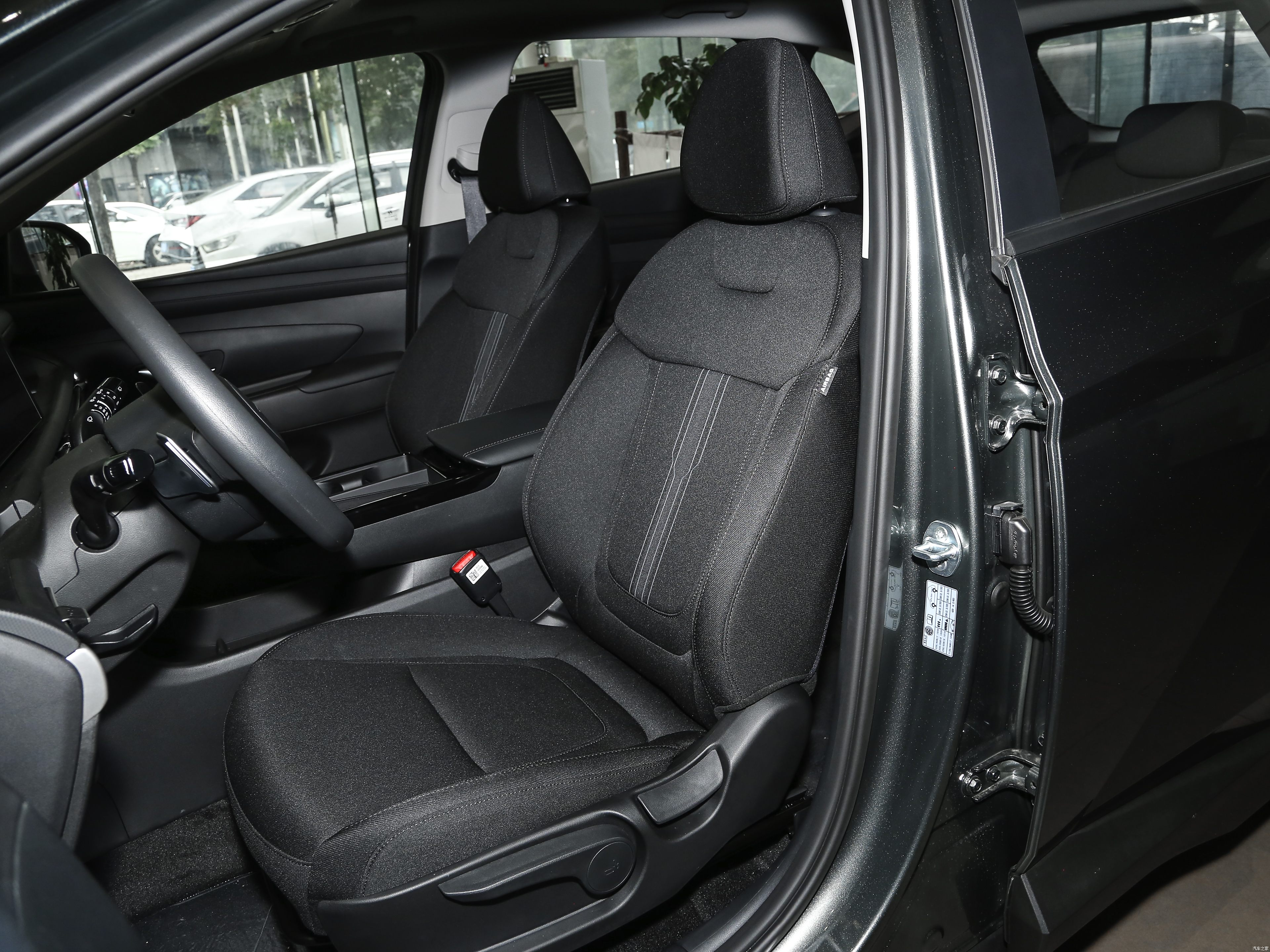 Tucson 9