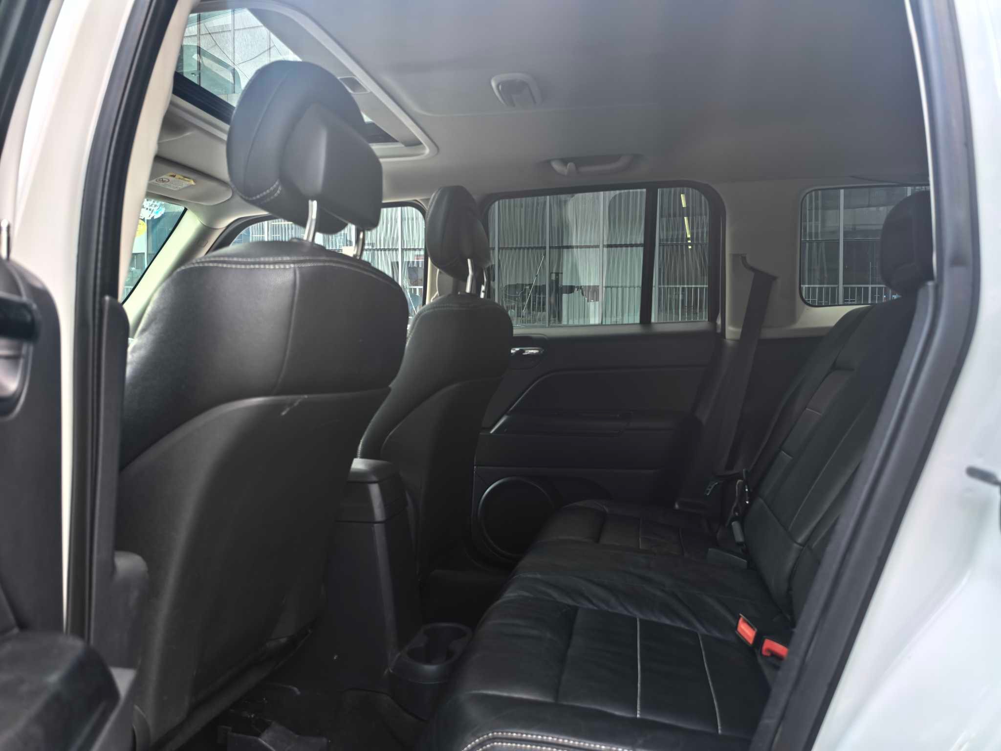 Patriot 2.4L Sport Edition