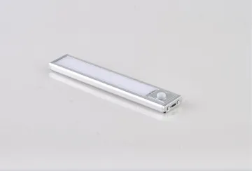 Energy saving T8 LED tube with motion sensor