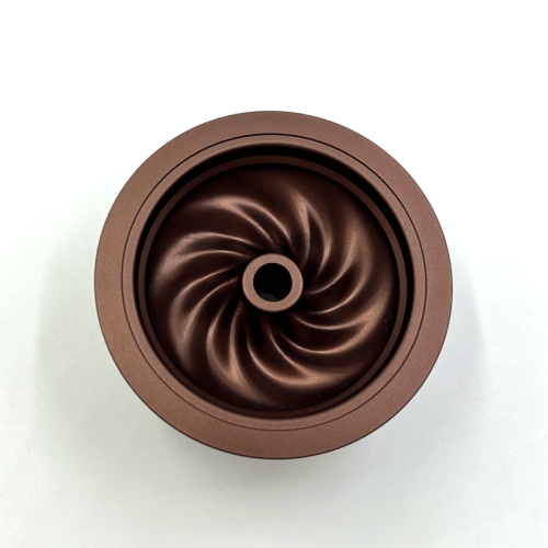 Cinzeiro de alumínio personalizado com design forjado