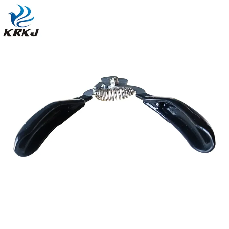 Safe Pet Nail Clippers with Protective Device