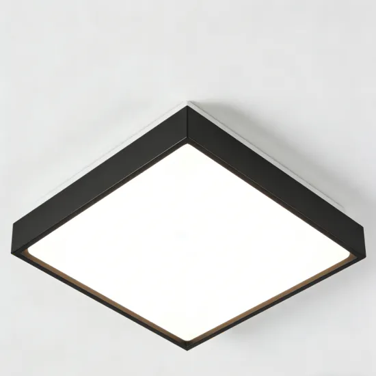 Ceiling light with balanced brightness