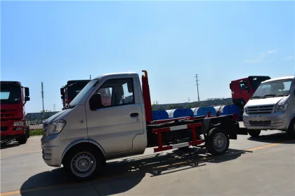 Factory Sale New DFAC 3cbm local waste truck