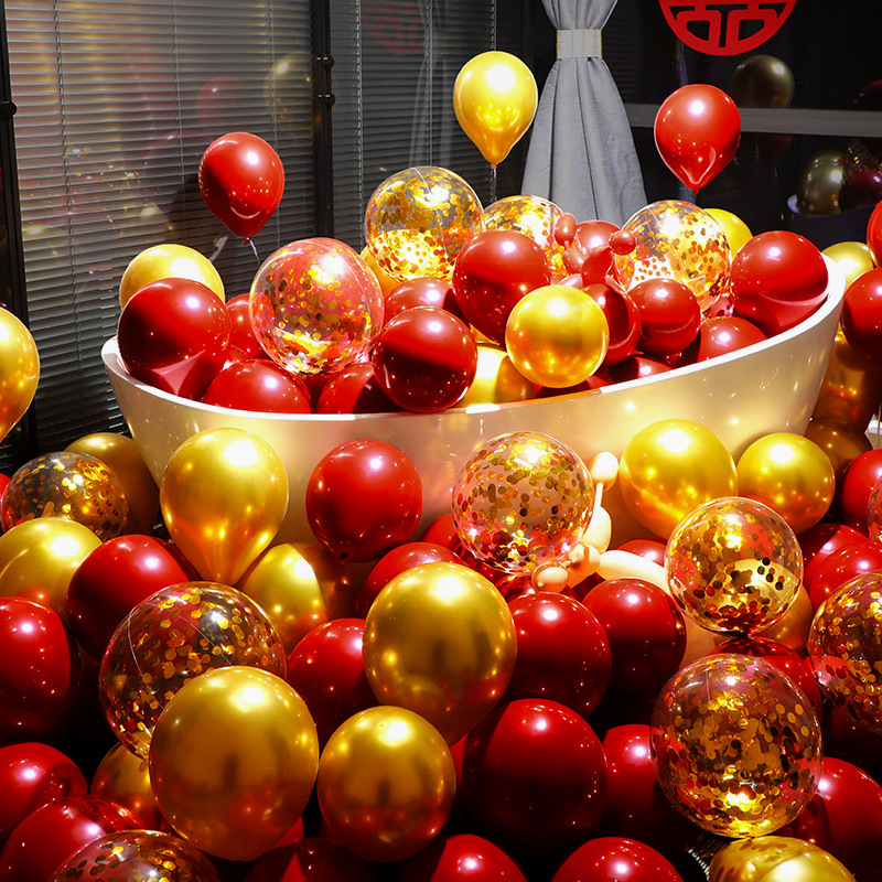 metallic balloons