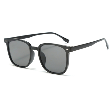 New Wholesaler Cheap PC Square Sunglasses for Men and Women