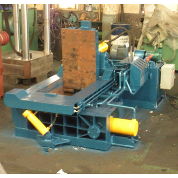 Hydraulic Auto Scrap Iron Shavings Chips Metals Compactor