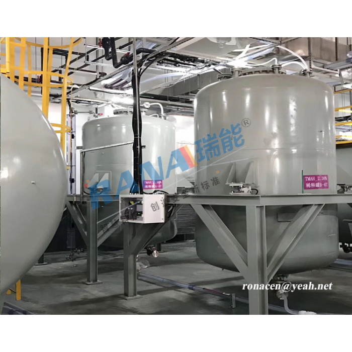 Сталёвы рэзервуар для захоўвання, абліцаваны лістом фторопласта PTFE