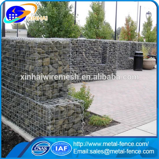 Manufacturer galvanized or PVC coated hexagonal Livestock wire netting