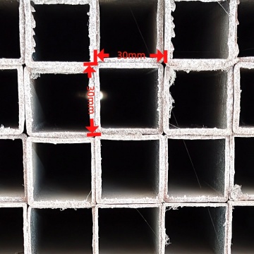 Tubo de acero galvanizado duradero de 30 mm.