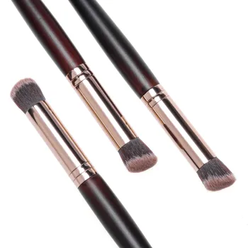 Custom Logo Wood Handle Blush Cosmetics Brush
