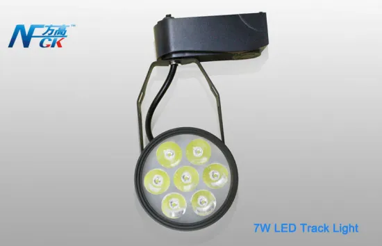 7watt Ac 240v 6000k 30°supermarket Led Track Light With 7pcs Led