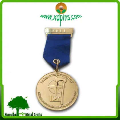 custom metal gold mini medal 