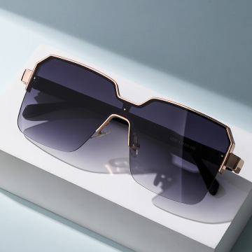 One-Piece Large Square Frame Sunglasses Trend Retro Gradient Metal Sunglasses