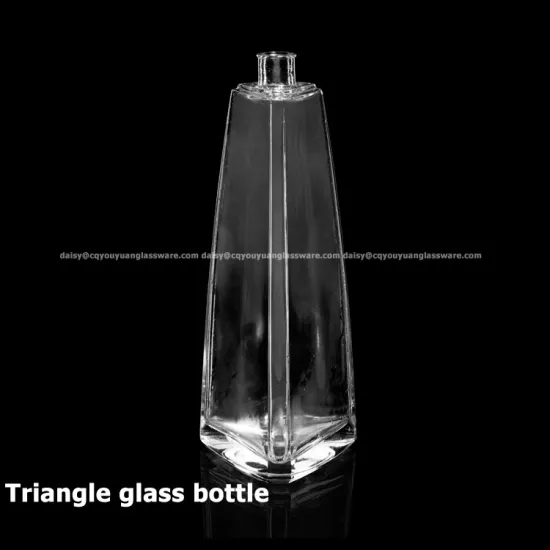 700ml cork sealing clear flint triangle glass bottle vodka